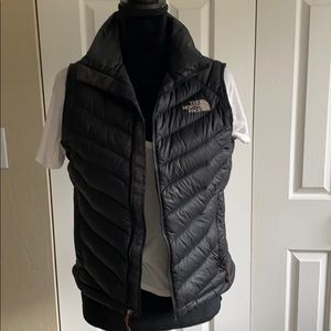 North face puffer vest